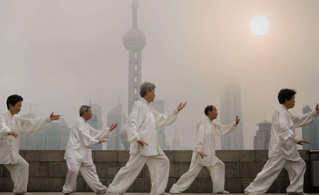 老年人失眠的体育疗法_什么运动能治疗中老年人失眠