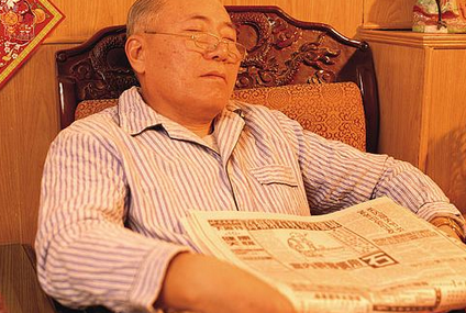 老年人失眠的心理治疗方法_中老年人睡不着觉如何心理调适