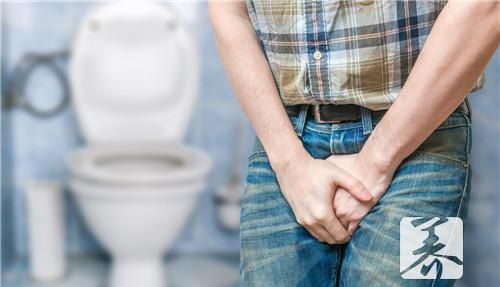 男性下体两侧瘙痒