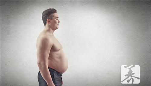 男士腰部赘肉应该怎么减？