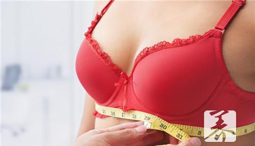 女人怎样能使胸部变大