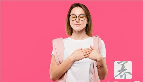 为什么有的女人乳晕那么大？
