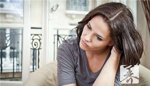女人的健康，大多是被这5个姿势给毁了