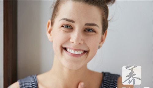女性乳腺增生刮痧有用吗