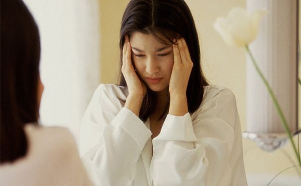产后腹痛用中药贴敷管用吗？贴敷疗法中药方与效果、注意事项