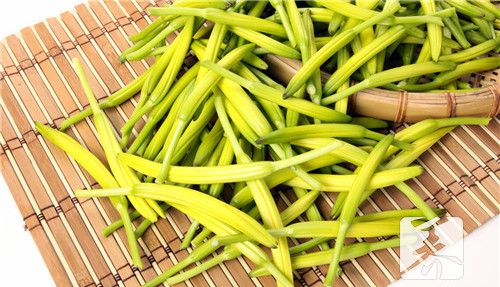 吃干黄花菜中毒的症状