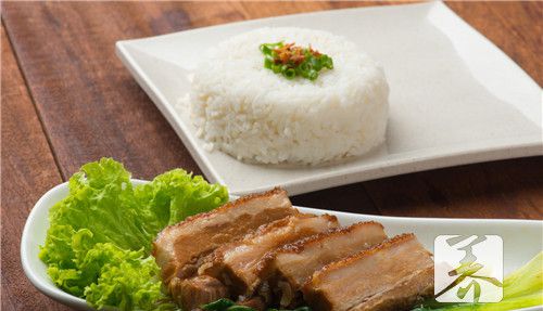 五花肉肥而不腻窍门是什么