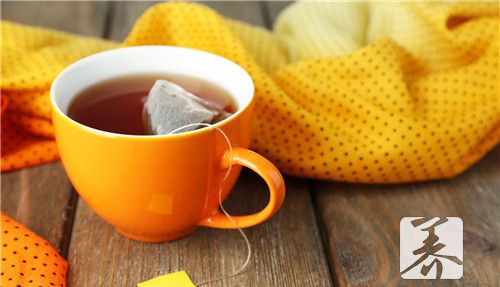 塑料杯泡茶好吗？