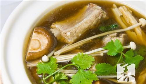 榴莲壳可以煲乌鸡吗