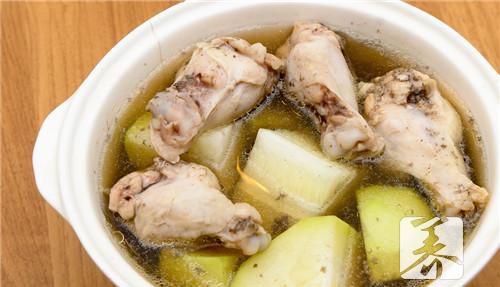 冬瓜可以炖鸡吗？