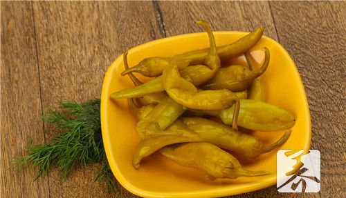 牛肉腌菜火锅的做法