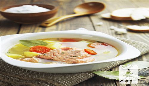 鲫鱼煲黑豆有什么功效