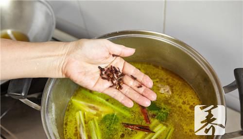 ​怎样煮羊肉汤