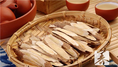 首乌和鸡蛋吃生发吗？