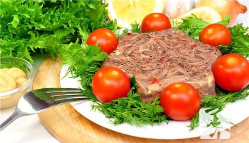 猪肉皮冻怎么做?家常做法