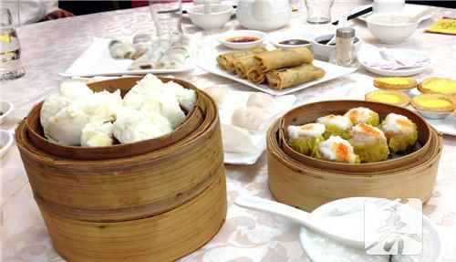芹菜肉馅包子的做法怎么做呢？
