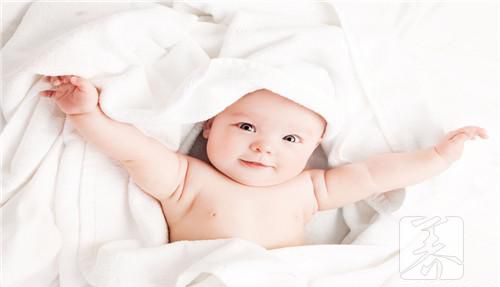 母乳不够吃怎样混合喂养宝宝？