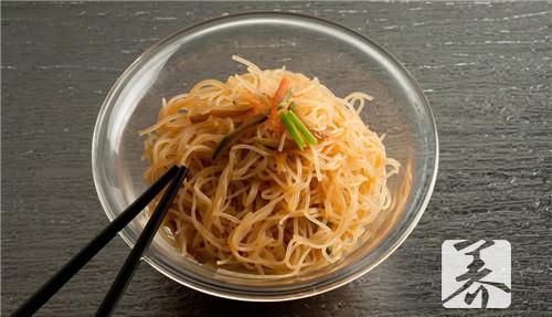 ​牛肉砂锅粉丝的做法，怎么做好吃？