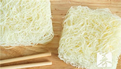 ​粉丝肉包子的做法是怎样的？