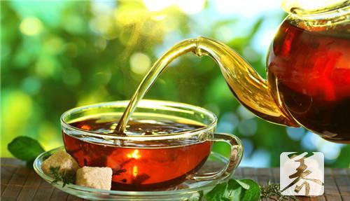 减肥喝红茶好还是绿茶好？