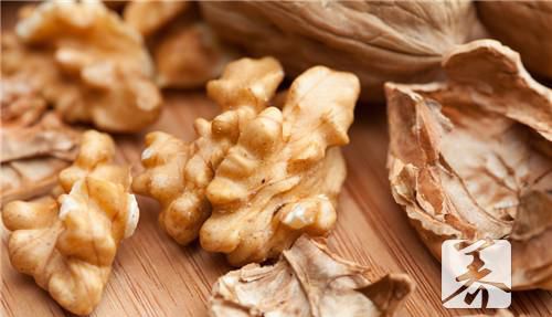 核桃仁炒韭菜怎么做？高级厨师教你方法