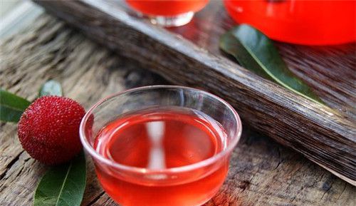 怀孕可以吃杨梅酒吗？怀孕吃什么比较好