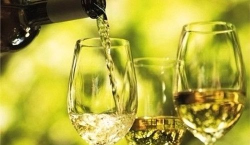 怀孕可以吃白葡萄酒吗？怀孕吃什么比较好