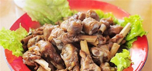 怀孕可以吃鸡骨吗？怀孕吃什么比较好