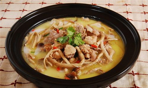 怀孕可以吃柴鸡吗？怀孕吃什么比较好