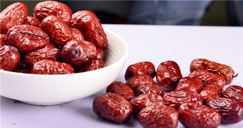 怀孕可以吃枣吗？怀孕吃什么比较好