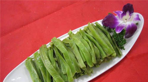 怀孕可以吃贡菜吗？怀孕吃什么比较好