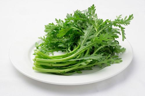 茼蒿的食疗功效和作用_茼蒿的养生保健食谱
