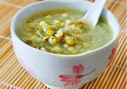 茯苓和绿豆能一起吃吗?茯苓绿豆粥的做法、作用与功效