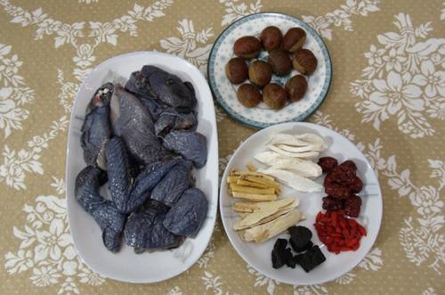 乌鸡肉不能和什么一起同吃？与乌鸡肉相宜相克的食物有哪些