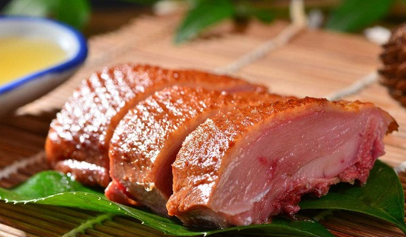 鹅肉禁忌人群与作用功效_什么人不能吃 不宜同吃食物
