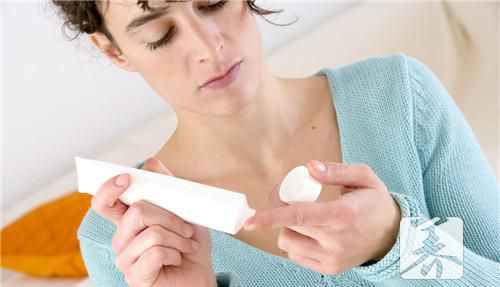 千白氢醌乳膏效果评价