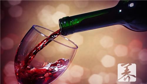 膳食养生 红酒泡洋葱食用效果惊人