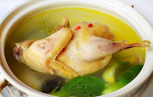 冬天煲什么汤比较好滋润？适合冬季喝的5大滋补汤