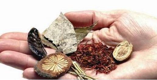 老中医扁平疣怎么治？中医治疗药方配方处方大全