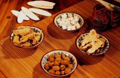 老中医乳糜尿怎么治？中医治疗药方配方处方大全