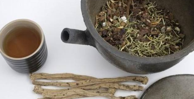 八味洁肤膏的作用功效、配方组成、方解与加减