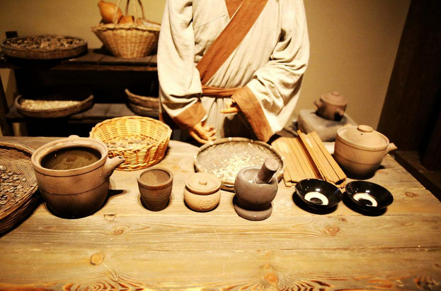 岳美中防己黄芪汤治疗风水(慢性肾炎)医案经验