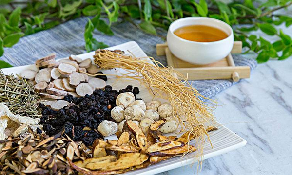 吴涛小青龙汤加减治疗寒哮（哮喘）医案经验