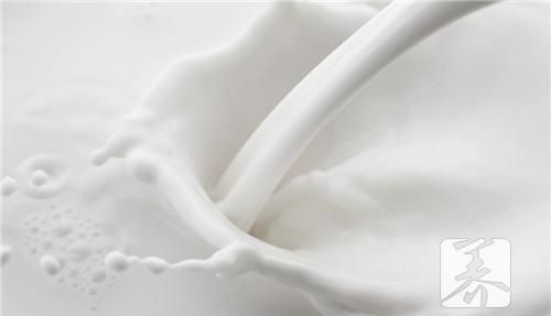 生羊奶怎么煮才能杀菌呢？