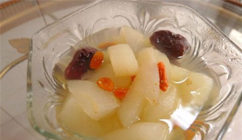 怀孕可以吃冰糖雪梨吗？怀孕吃什么比较好
