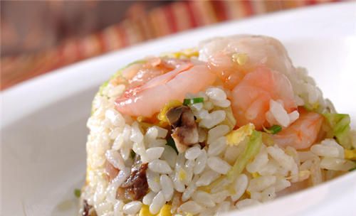 怀孕可以吃虾仁炒饭吗？怀孕吃什么比较好