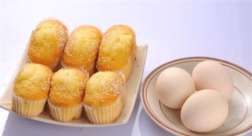 怀孕可以吃鸡蛋糕吗？怀孕吃什么比较好