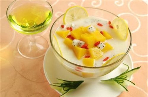 怀孕可以吃果料酸奶吗？怀孕吃什么比较好