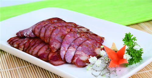 怀孕可以吃腊肠吗？怀孕吃什么比较好