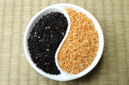 芝麻不能和什么一起同吃？与芝麻相宜相克的食物有哪些